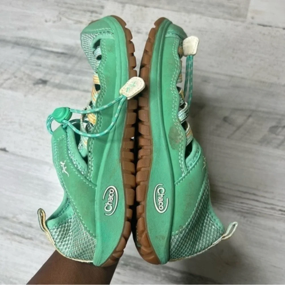Chaco Outcross Kids Shoes Size 4 Outdoor Hiking Summer Water Walking‎ Sandals